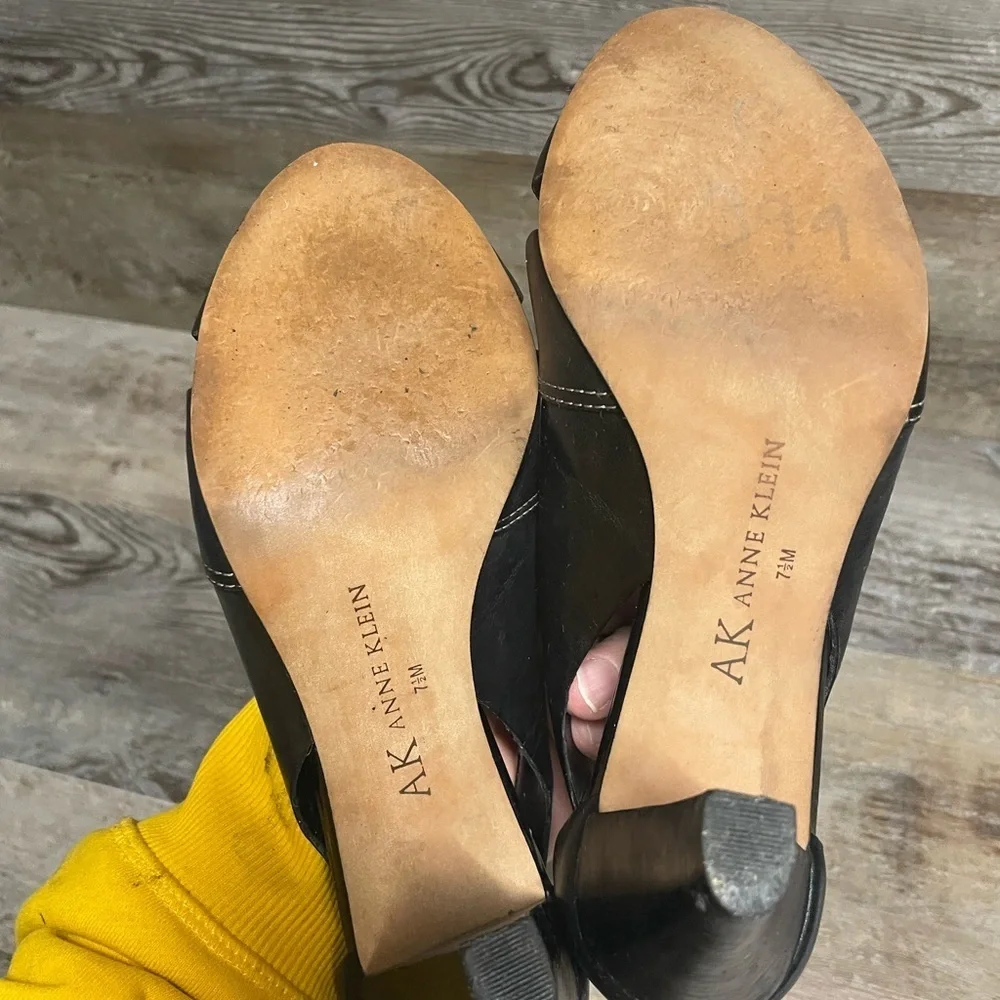 Anne Klein Black Open Toe Heels Women's Size 7.5